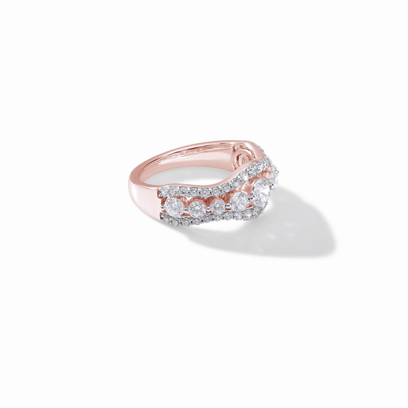 Extravagant Sparkle Ring