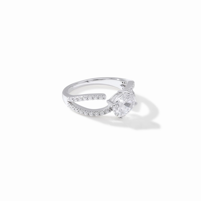  Akimbo Oval Open Ring 