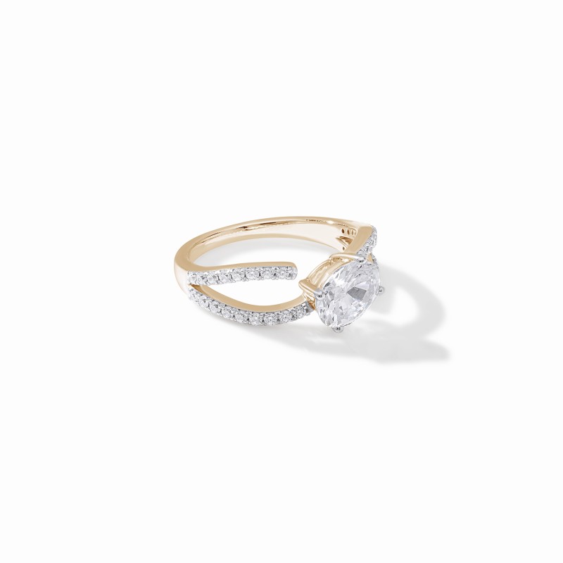  Akimbo Oval Open Ring 