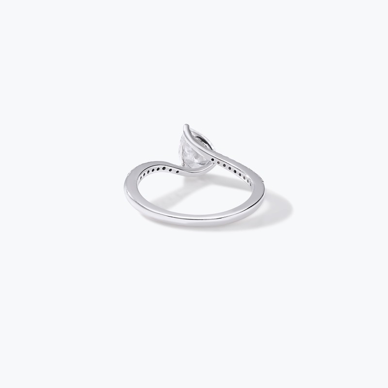  Akimbo Pear Ring 